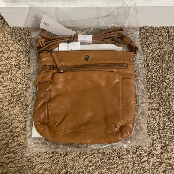 NWT brown faux leather purse - Picture 1 of 2